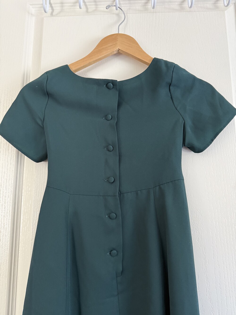 Stephanie Andrews Green Button-Front Midi Dress - Picture 4 of 5